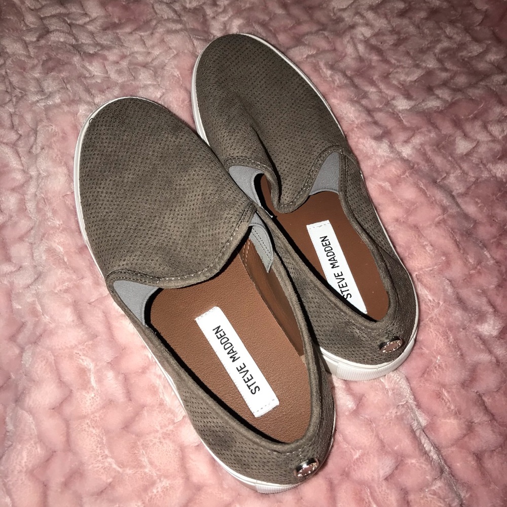 Steve Madden Slip-Ons